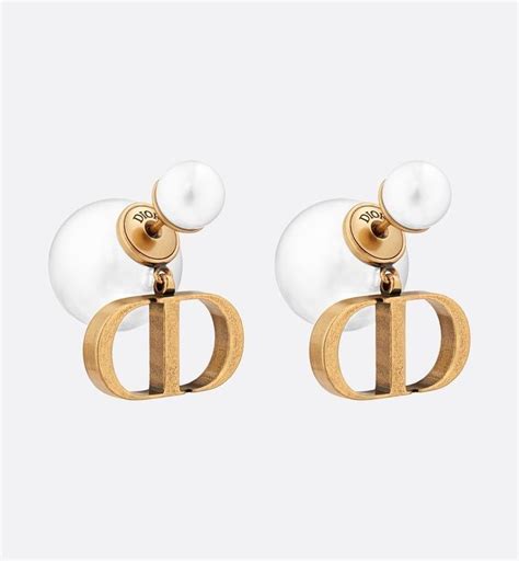 pearl earring dior|christian dior pearl earrings price.